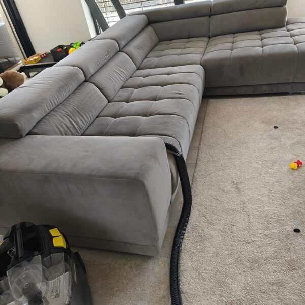 Tepovanie sedačky Senec